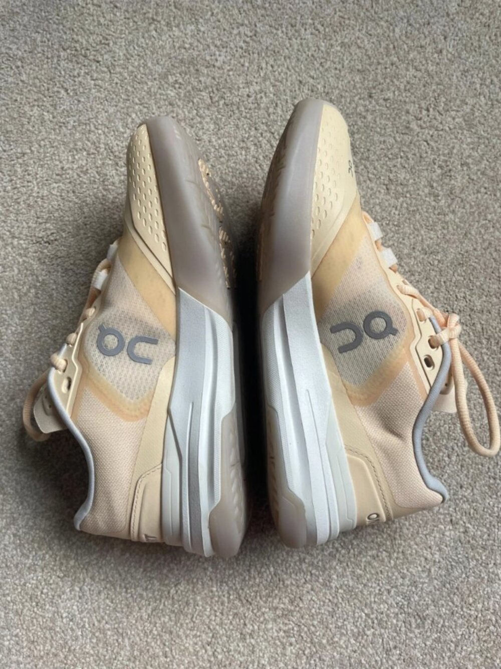 On Cloud The Roger Advantage Pro Tennis Shoes Cream Beige Women's US 7 - Picture 6 of 7